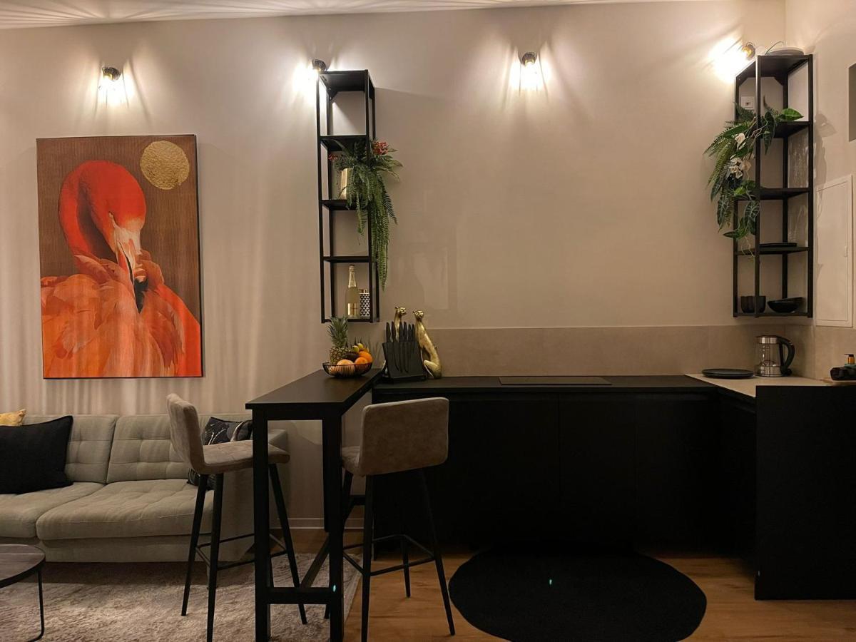 Stay At Smilla - Boutique Apartments Mit Kueche - Parken - Klima - Netflix - Waschmaschine Βιζμπάντεν Εξωτερικό φωτογραφία