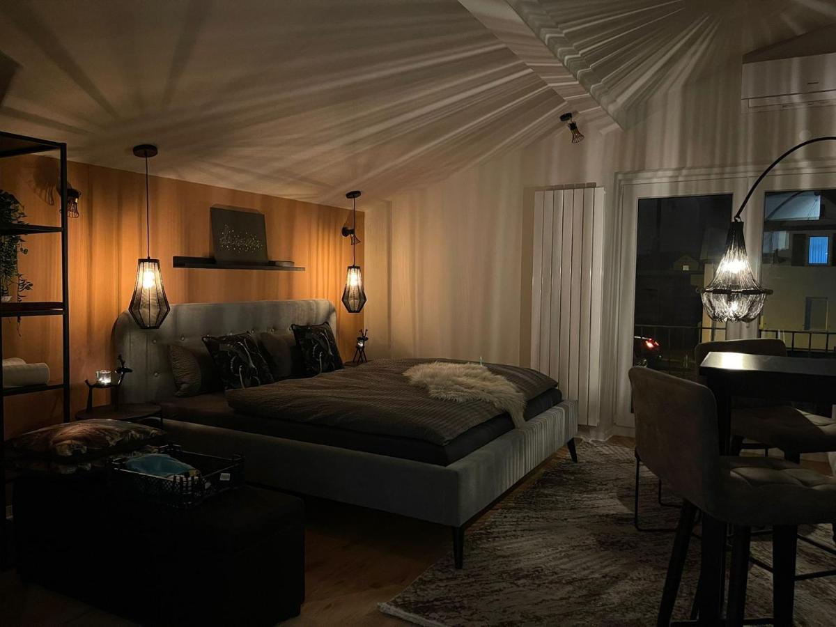 Stay At Smilla - Boutique Apartments Mit Kueche - Parken - Klima - Netflix - Waschmaschine Βιζμπάντεν Εξωτερικό φωτογραφία