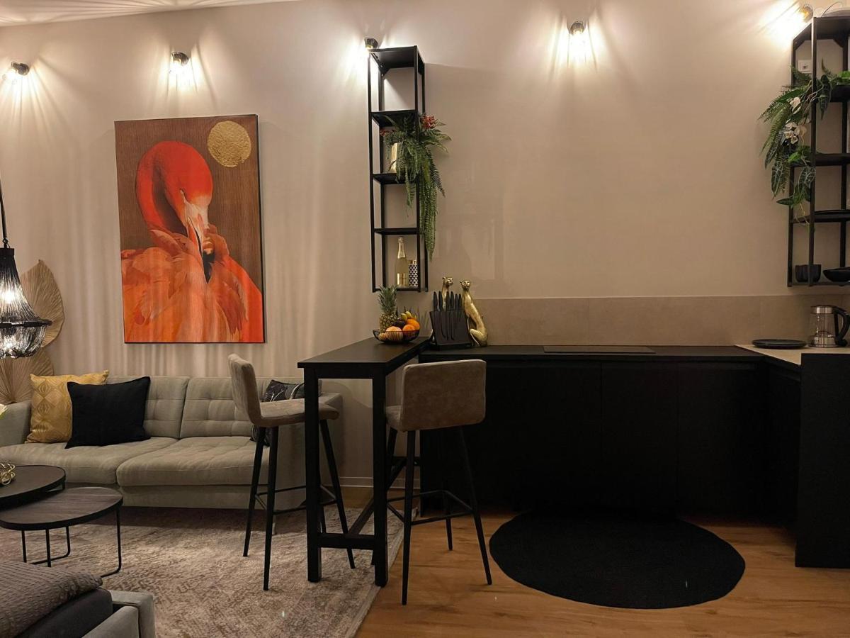 Stay At Smilla - Boutique Apartments Mit Kueche - Parken - Klima - Netflix - Waschmaschine Βιζμπάντεν Εξωτερικό φωτογραφία