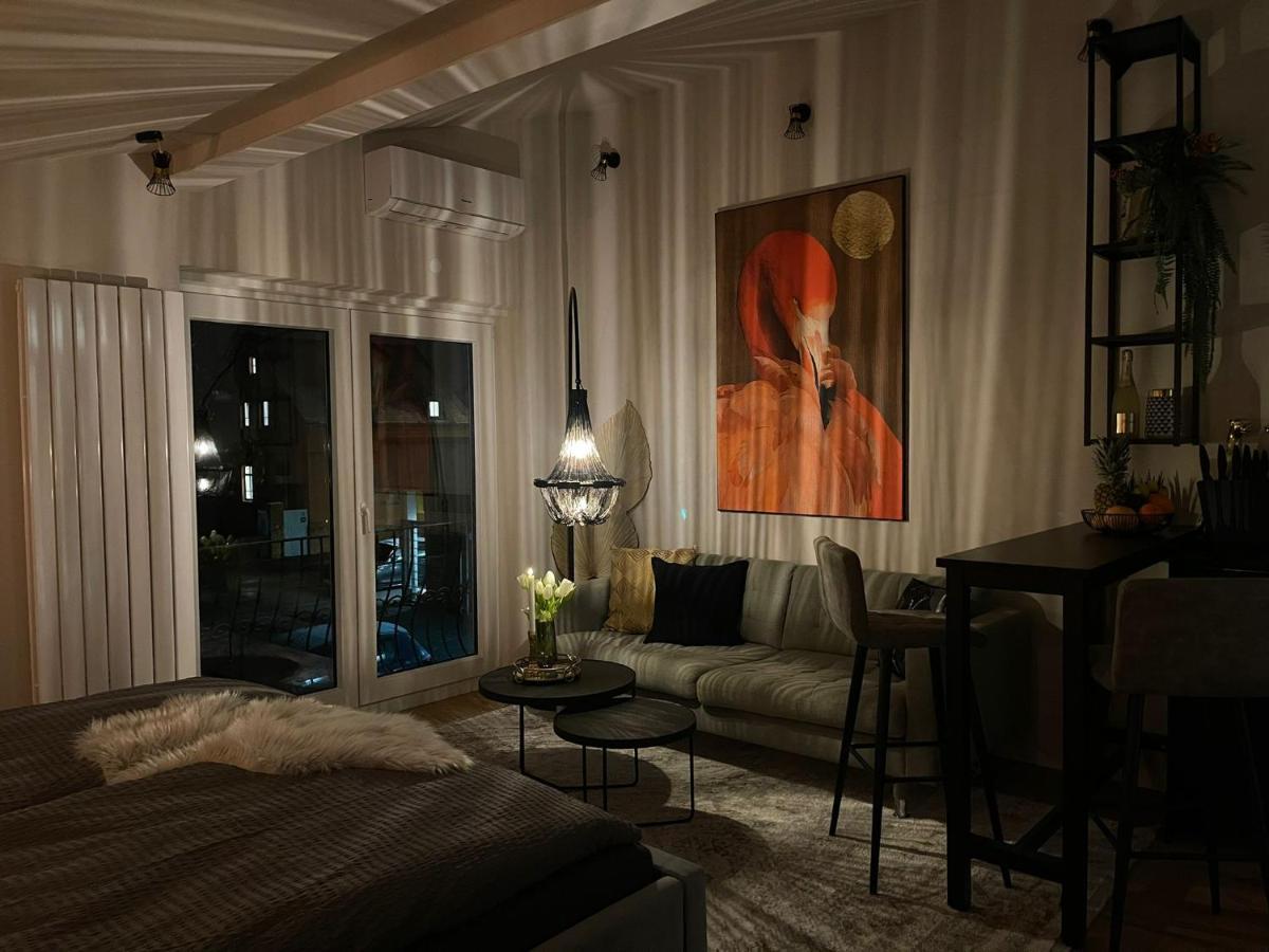 Stay At Smilla - Boutique Apartments Mit Kueche - Parken - Klima - Netflix - Waschmaschine Βιζμπάντεν Εξωτερικό φωτογραφία