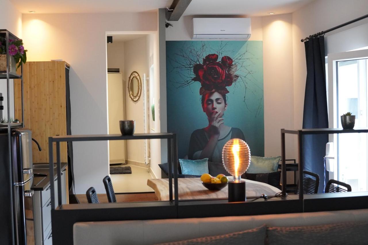 Stay At Smilla - Boutique Apartments Mit Kueche - Parken - Klima - Netflix - Waschmaschine Βιζμπάντεν Εξωτερικό φωτογραφία