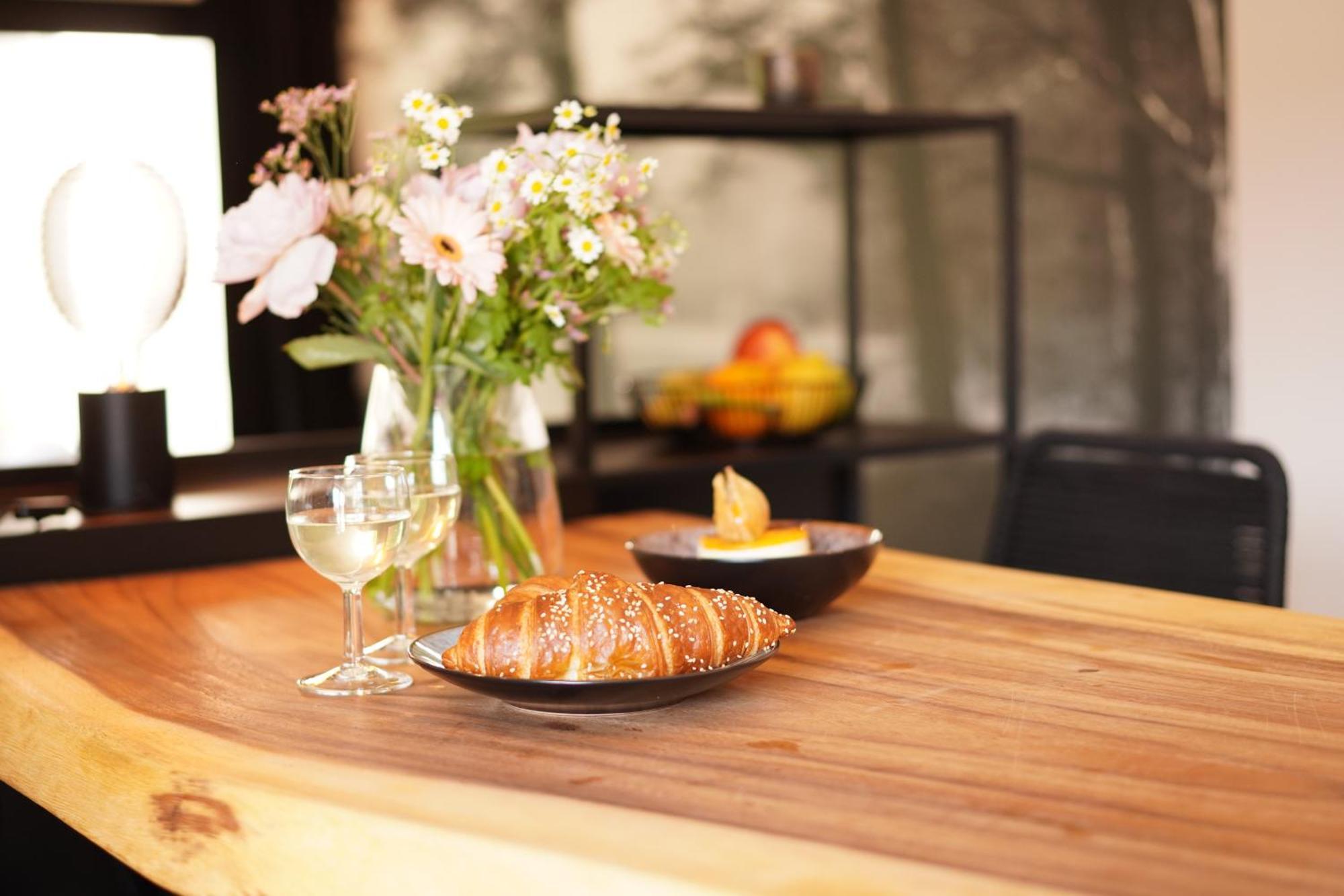 Stay At Smilla - Boutique Apartments Mit Kueche - Parken - Klima - Netflix - Waschmaschine Βιζμπάντεν Εξωτερικό φωτογραφία